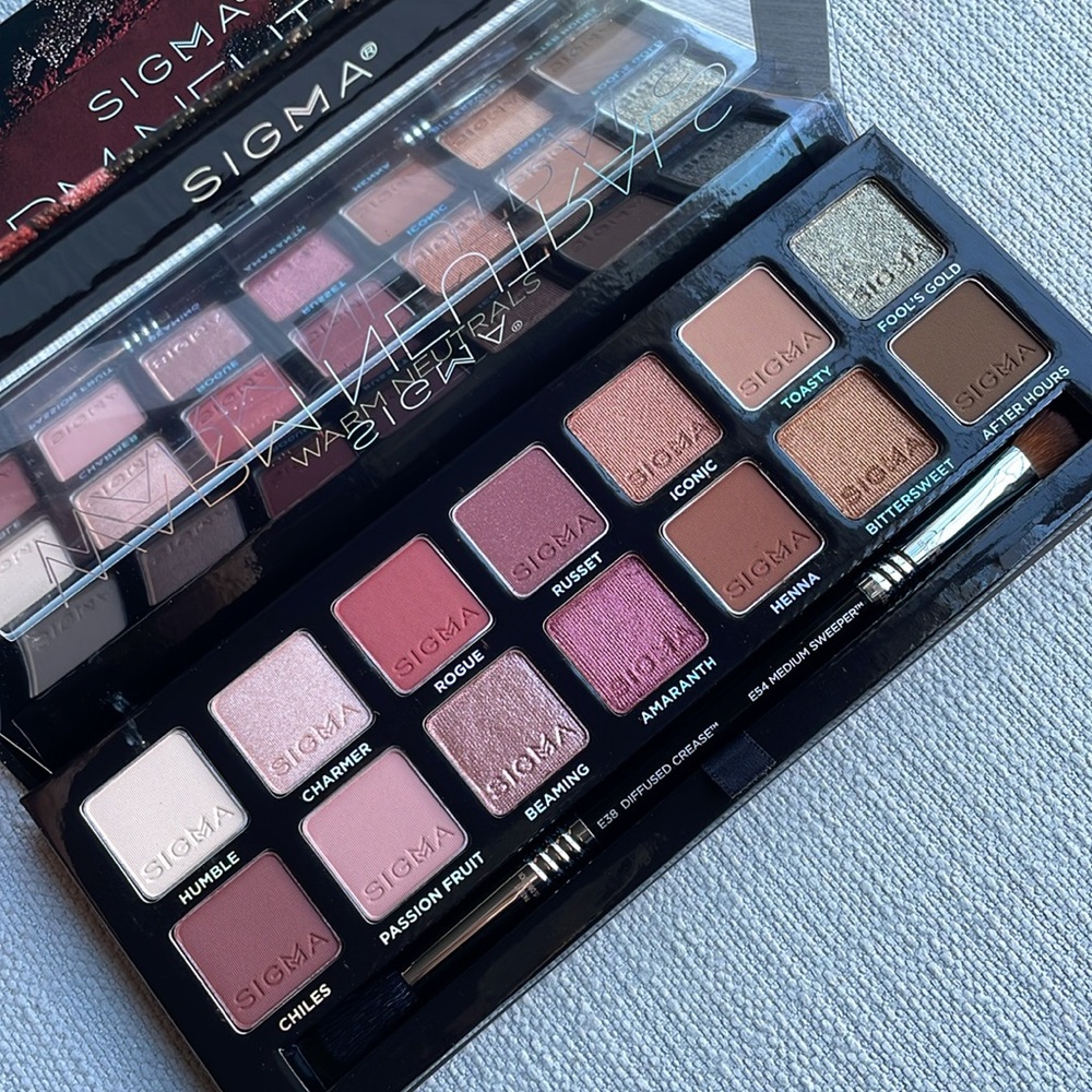 Sigma beauty WARM NEUTRALS EYESHADOW PALETTE - Picture 7 of 12